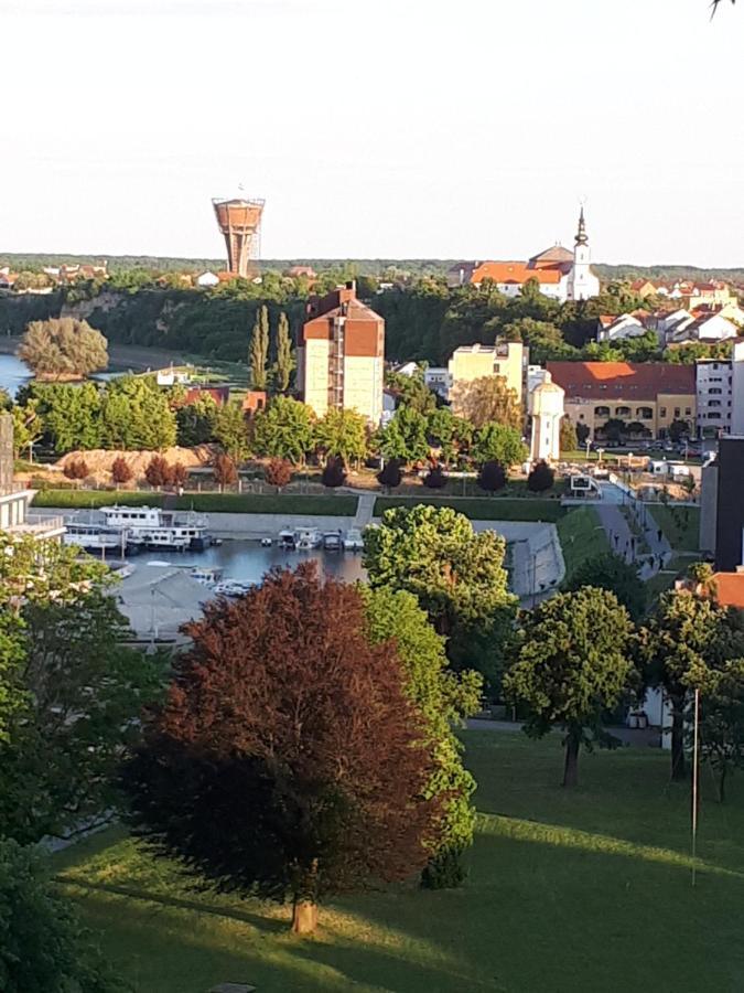 Apartman Panorama Вуковар Екстер'єр фото